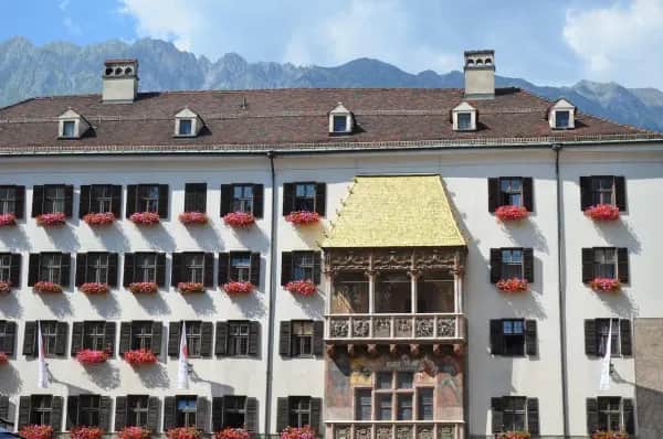 Ideal Innsbruck Airport Transfer for Families and Small Groups